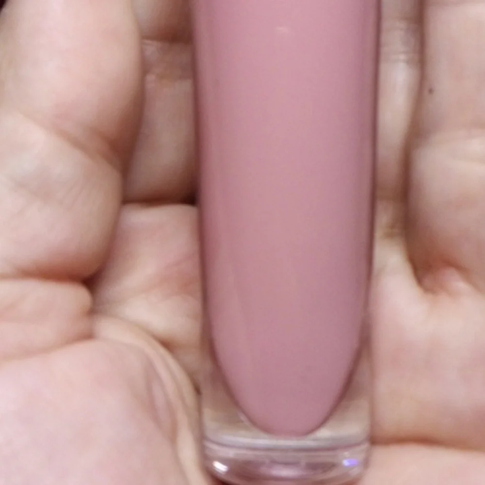 SKIN TIGHT JEFFREE STAR LIQUID LIPSTICK